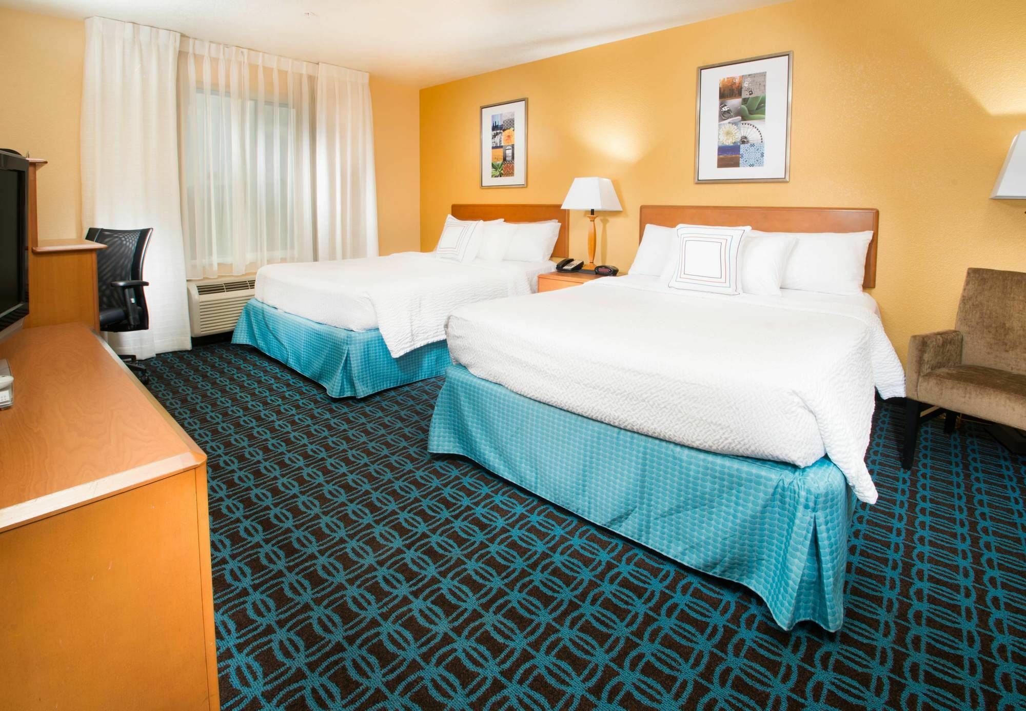 Fairfield Inn & Suites Бърли Екстериор снимка